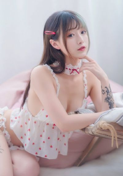 欧美女明星春夏街拍_剧情片日本电影免费